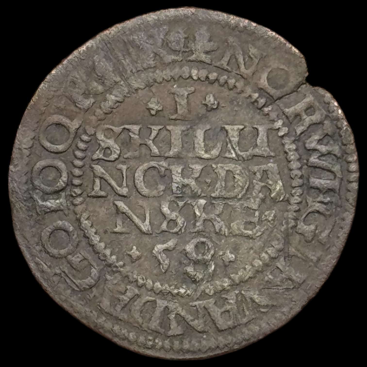 1558, 1 skilling, Chr.lll, Sieg 32.2, Hede 6B, Kva. 1-1+, blanket fejl, ridser, “Uhyre sjælden”
