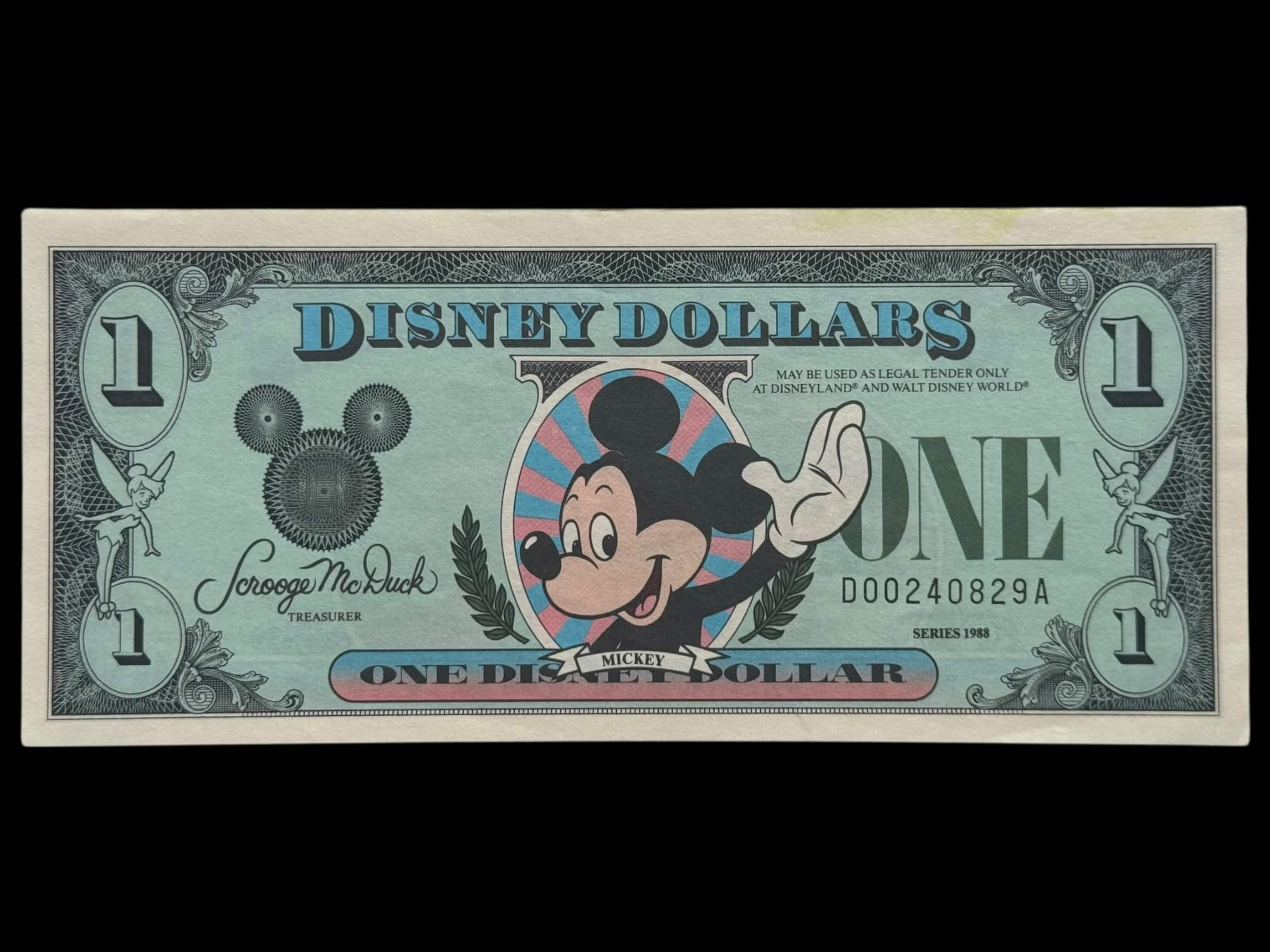 Disneyland, 1 Disney dollar 1988, Mickey Mouse, Nr. D00240829A, N#220616, Kva. 0 "Pletter"