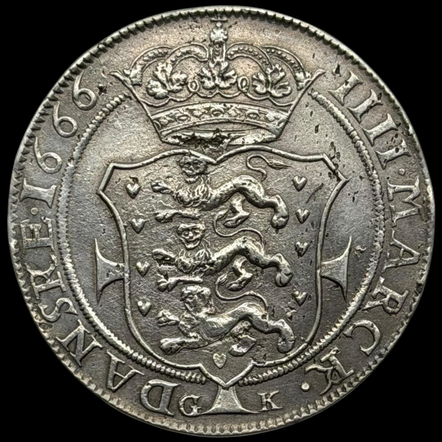 1666, 4 mark / krone, Fre.III, Sieg 59.1, Hede 113A, Aag. 103.1, Kva. 1+ "monteringspor på rand" ex. Visti Mørup BR 1525/5069