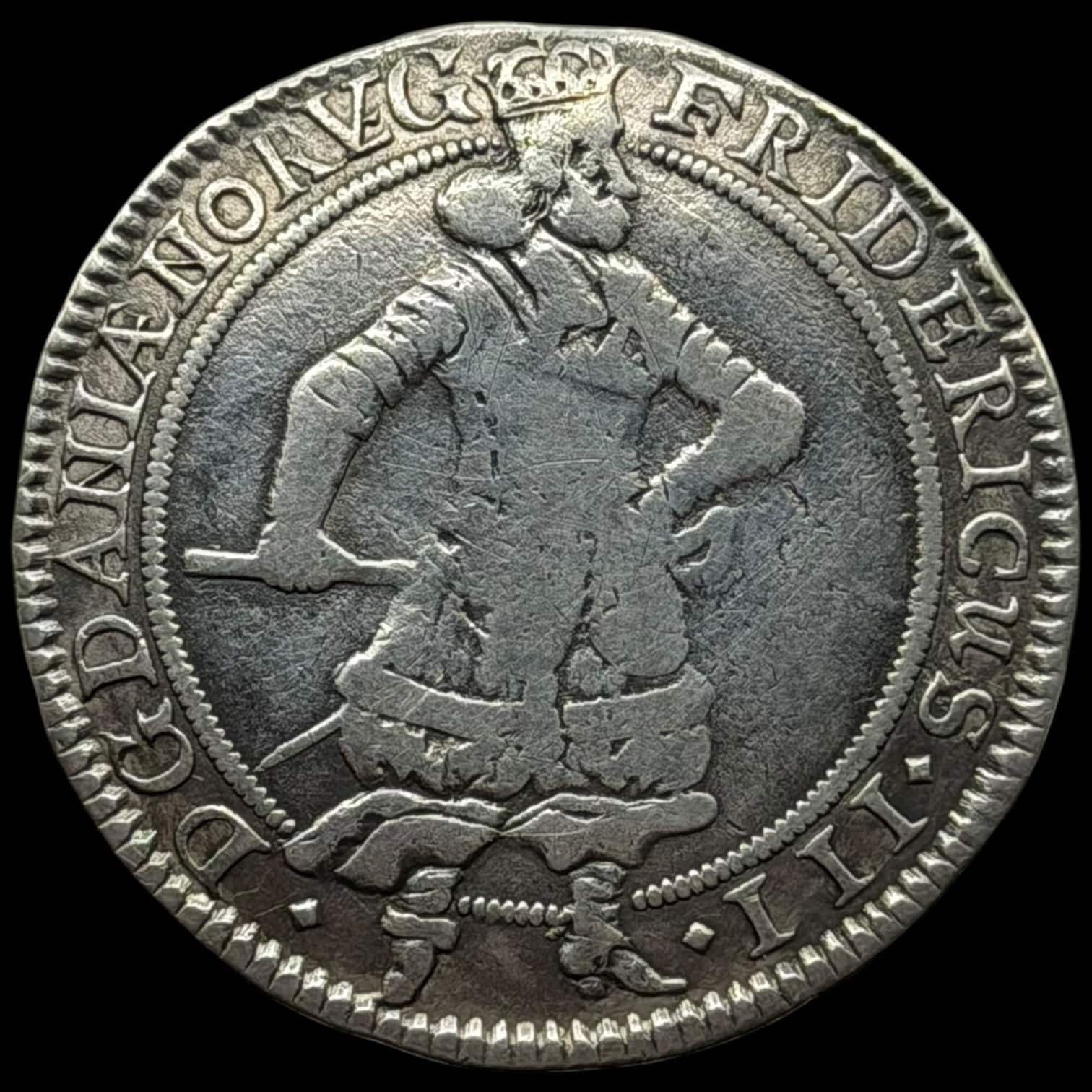 1665, 2 mark / 1/2 krone "pumphose halv-krone", Fre.III, Sieg 34, Hede 104, Kva. 1+, denne type er næsten altid svag præget.