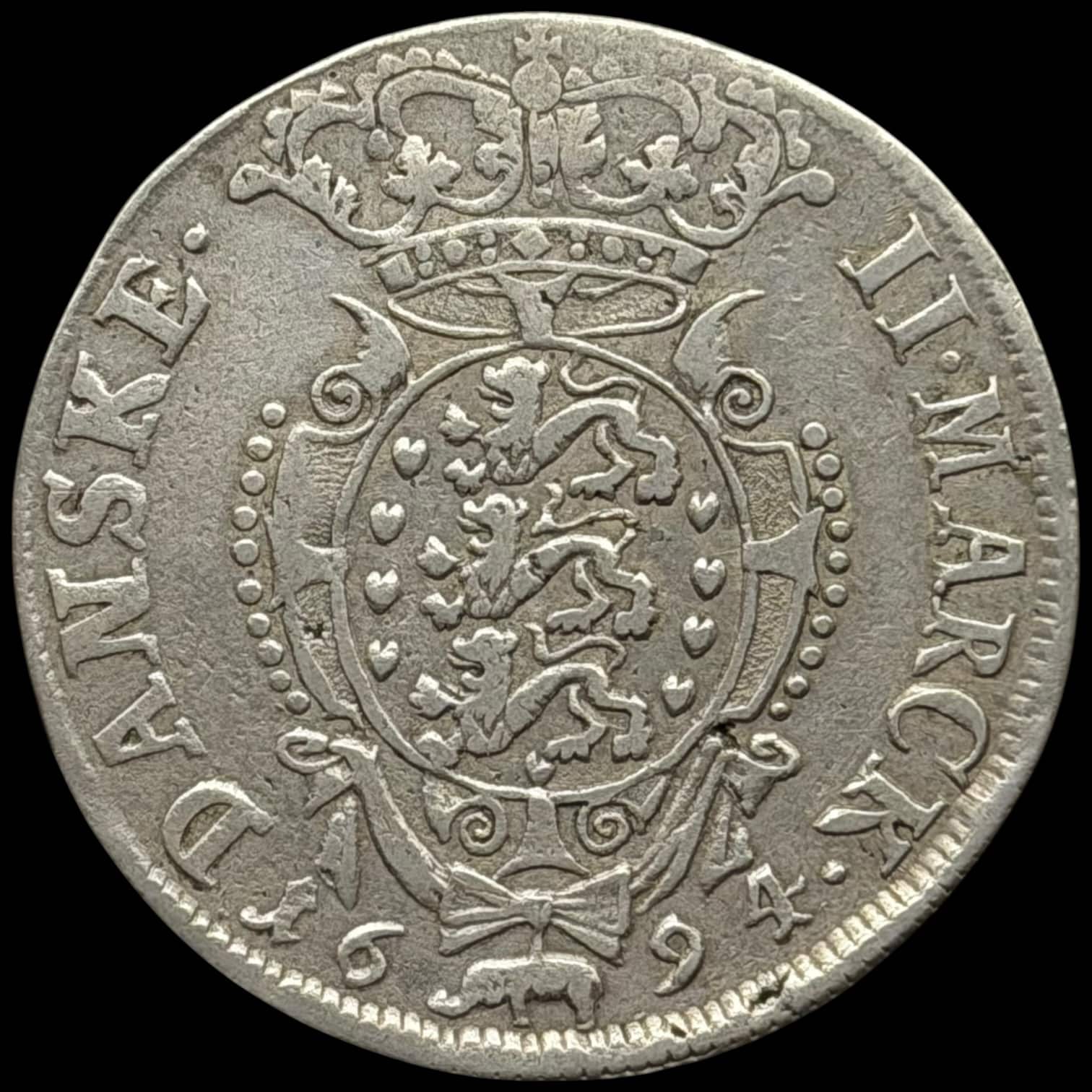 1694, 2 mark, Glückstadt, Chr.V, Sieg 135.1, Hede 126A, Kva. 1+ "Sjælden" Ex. BR 2537/5044