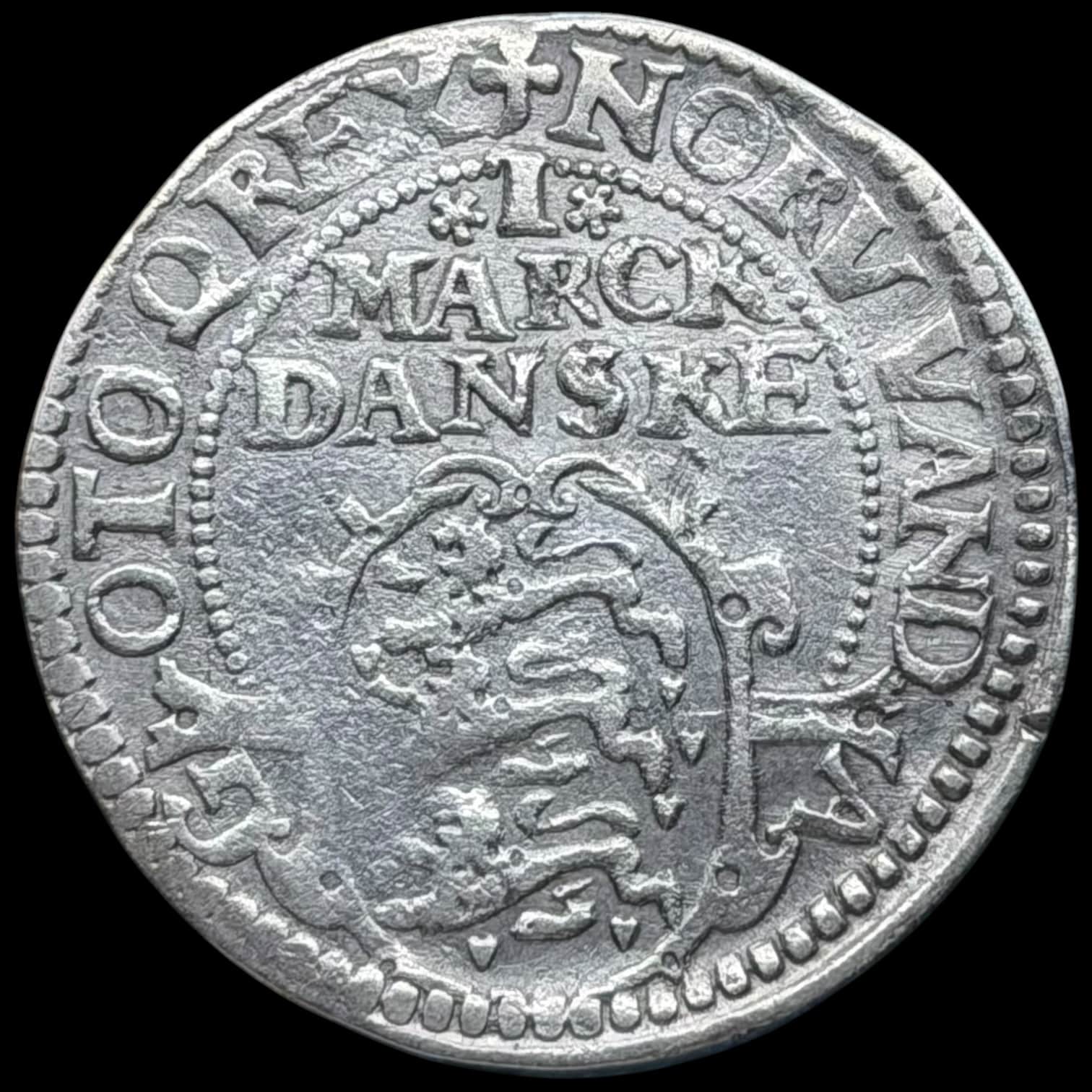 1617, 1 mark, Chr.IV, Sieg 68.3, Hede 68.3, Hede 99C, KVa. 1+ renset, svag monteringspor på rand - Image 2