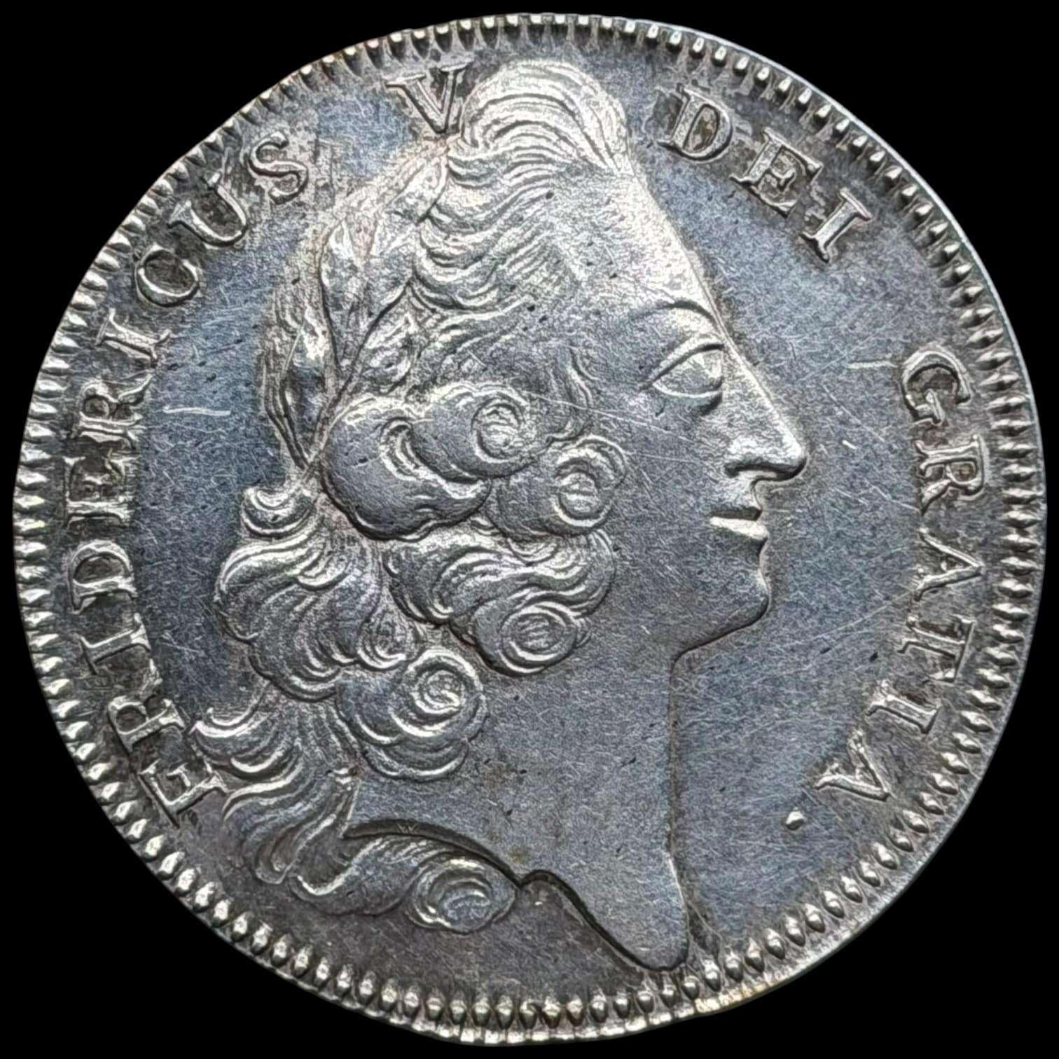 1747, 1 krone, Fre.V, Sieg 9, Hede 29A, Kva. 01 smuk eksemplar - Image 2