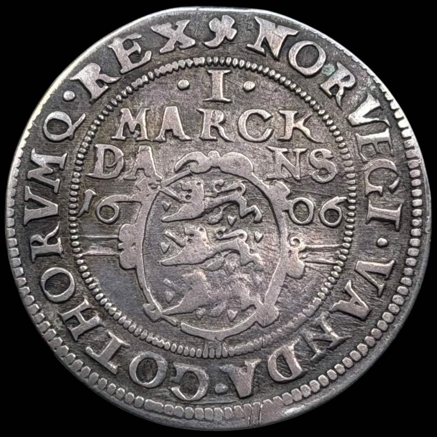 1606, 1 mark “Svævende krone”, Chr.IV, Sieg 65.1, Hede 92A, Kva. 1+ svag renset