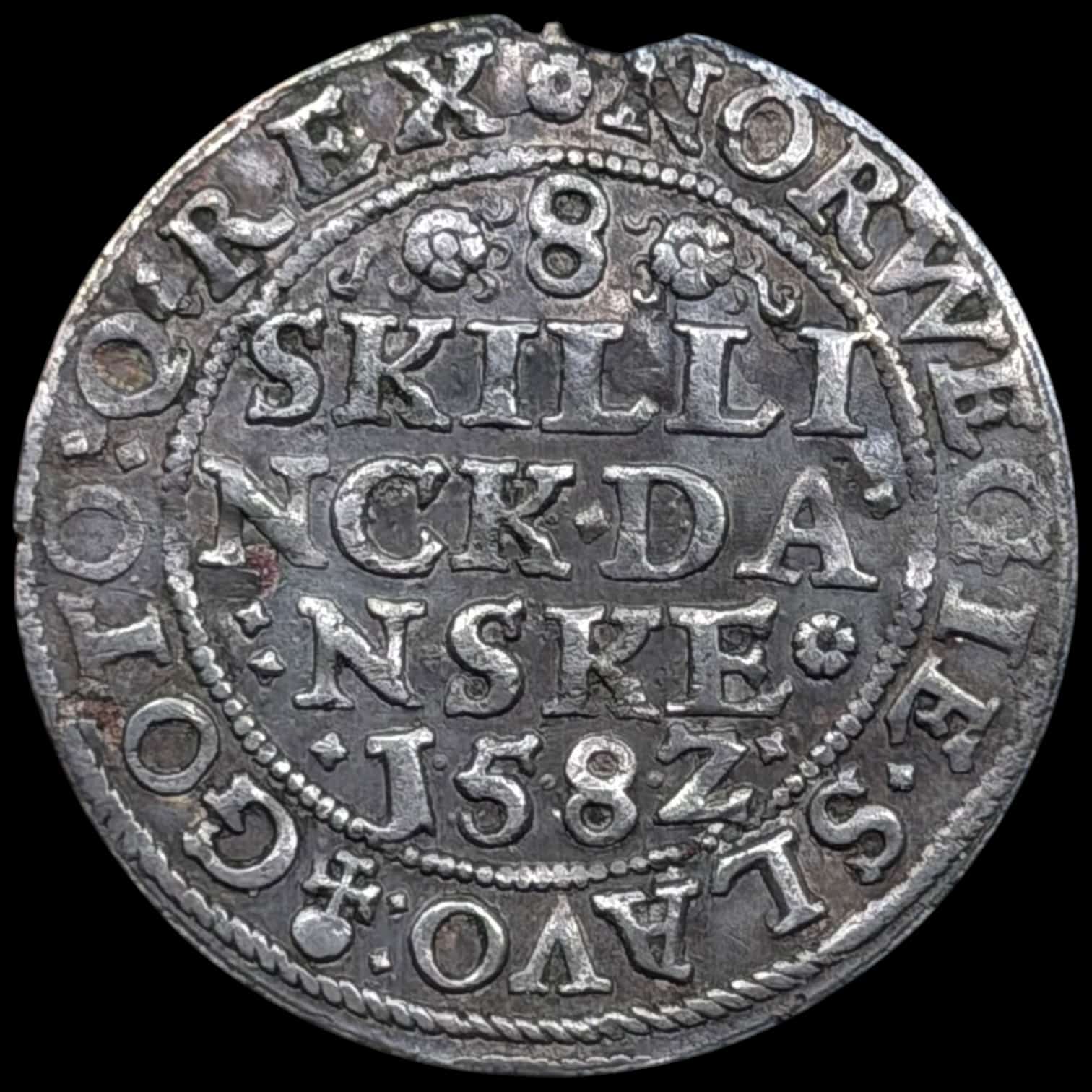 1582, 8 skilling, Fre.II, Sieg 14, Hede 26, Kva. 01 blanket fejl, møntskær