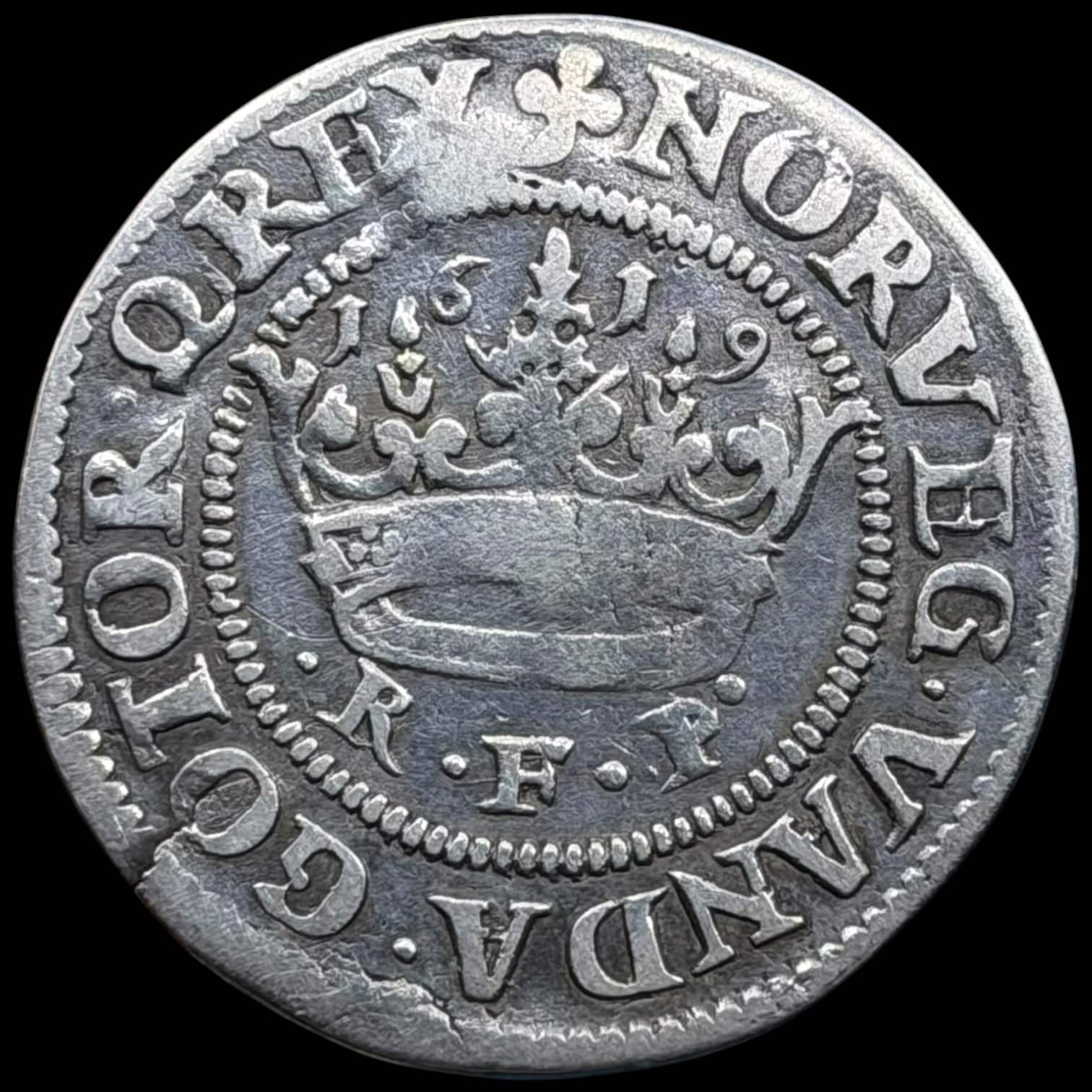 1619, 1/2 krone, Chr.IV, Sieg 79.3, Hede 107A, Kva. 1-1+