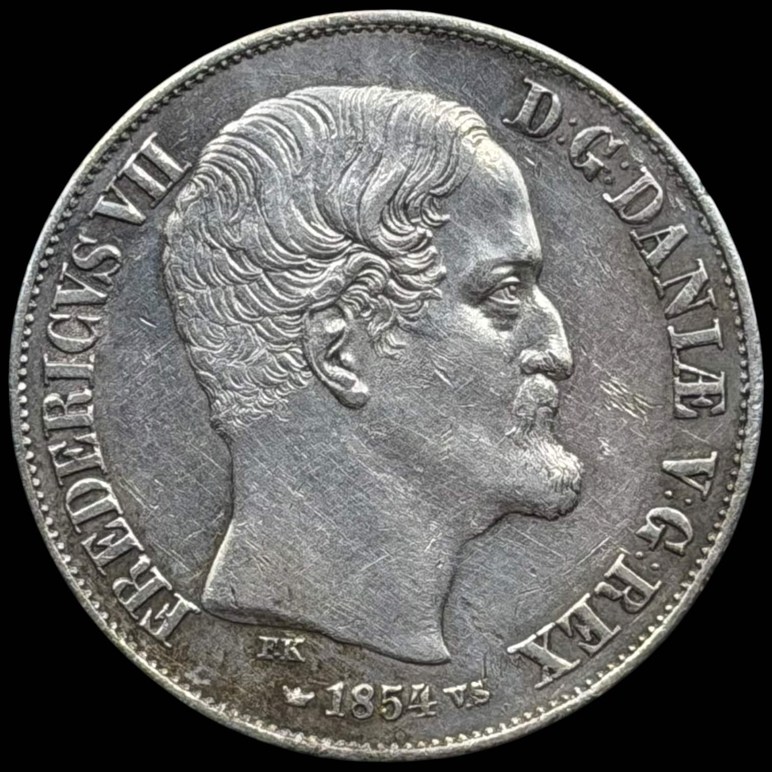 1854 VS, 1 Rigsdaler, Fre.VII, Sieg 13.1, Hede 8A, Kva. 1+-01 renset