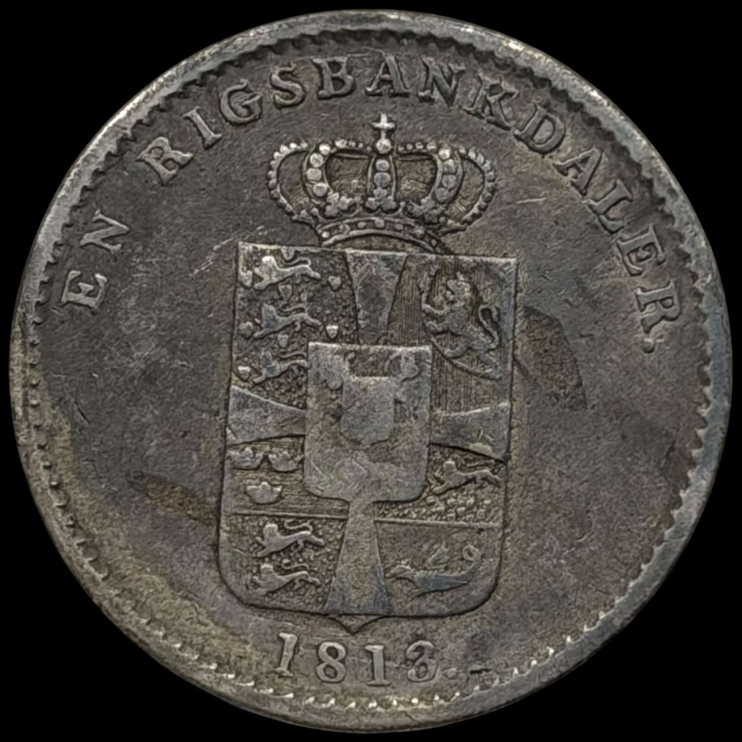1813, 1 Rigsbankdaler, Fre.VI, Sieg 26.1, Hede 24A, Kva. 1 svag korroderet, u.alm type
