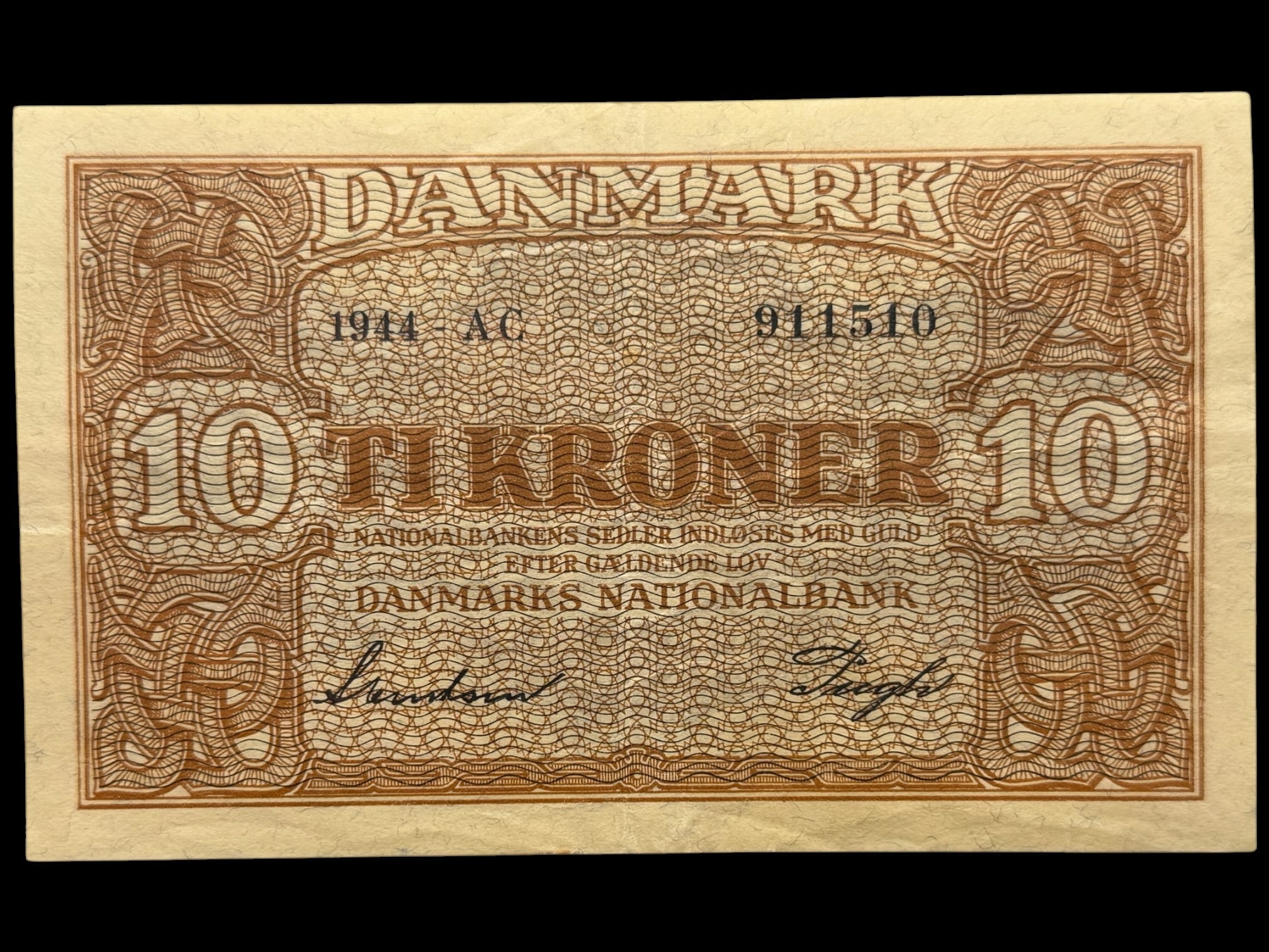 10 kroner 1944 AC, Svendsen/Pugh, Nr. 911510, Sieg 120, DOP 129, Pick 36, Kva. 1+