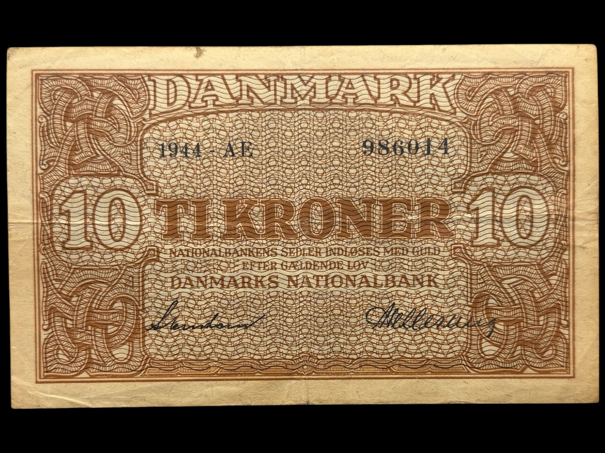 10 kroner 1944 AE Svendsen/Hellerung, Nr. 986014, Sieg 120, DOP 129, Pick 36, Kva. 1-1+
