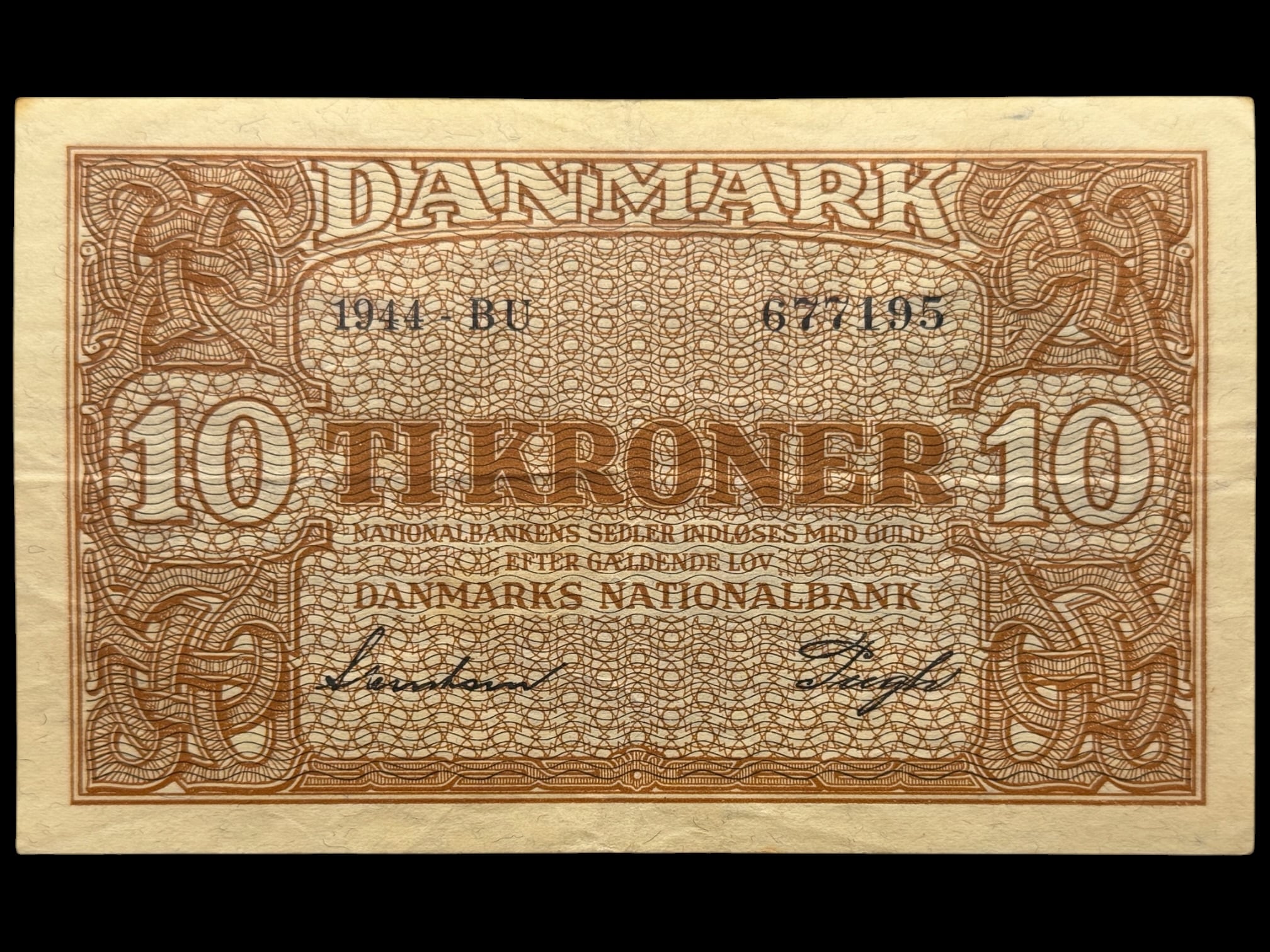 10 kroner 1944 BU, Svendsen/Pugh, Nr. 677195, Sieg 120, DOP 129, Pick 36, Kva. 1+