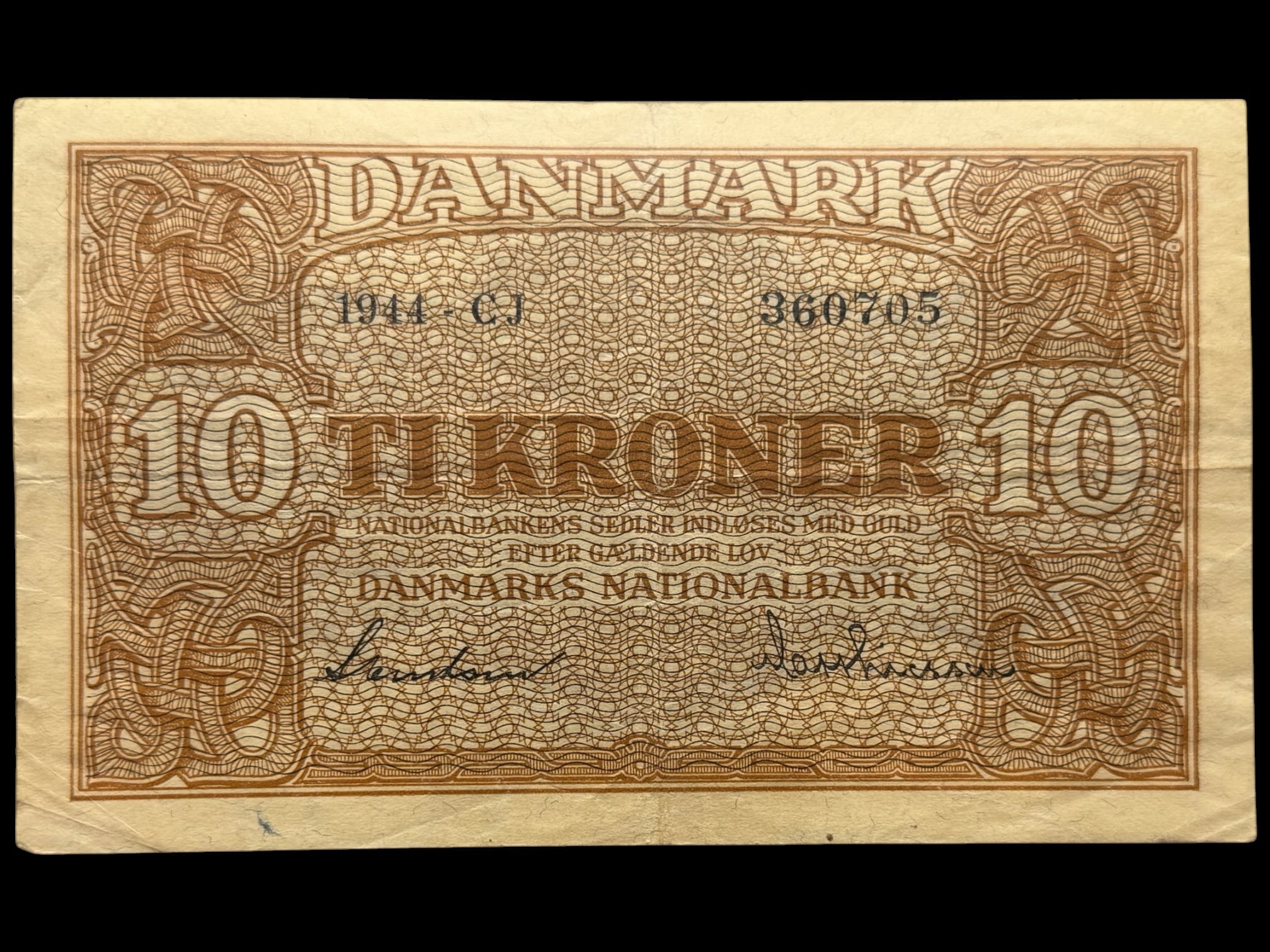 10 kroner 1944 CJ, Svendsen/Matthiessen, Nr. 360705, Sieg 120, DOP 129, Pick 36, Kva. 1+
