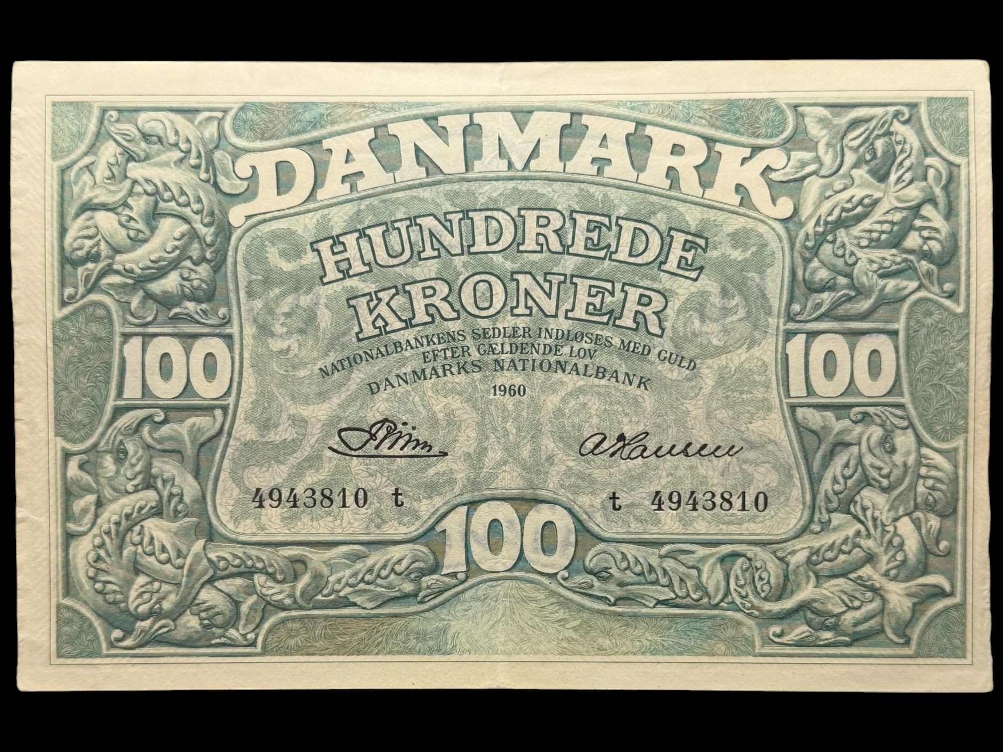 100 kroner 1960 m, Riim/A. Hansen, Nr. 4943810, Sieg 124, DOP 135, Pick 39, Kva. 1+-01 lille 3 mm rift